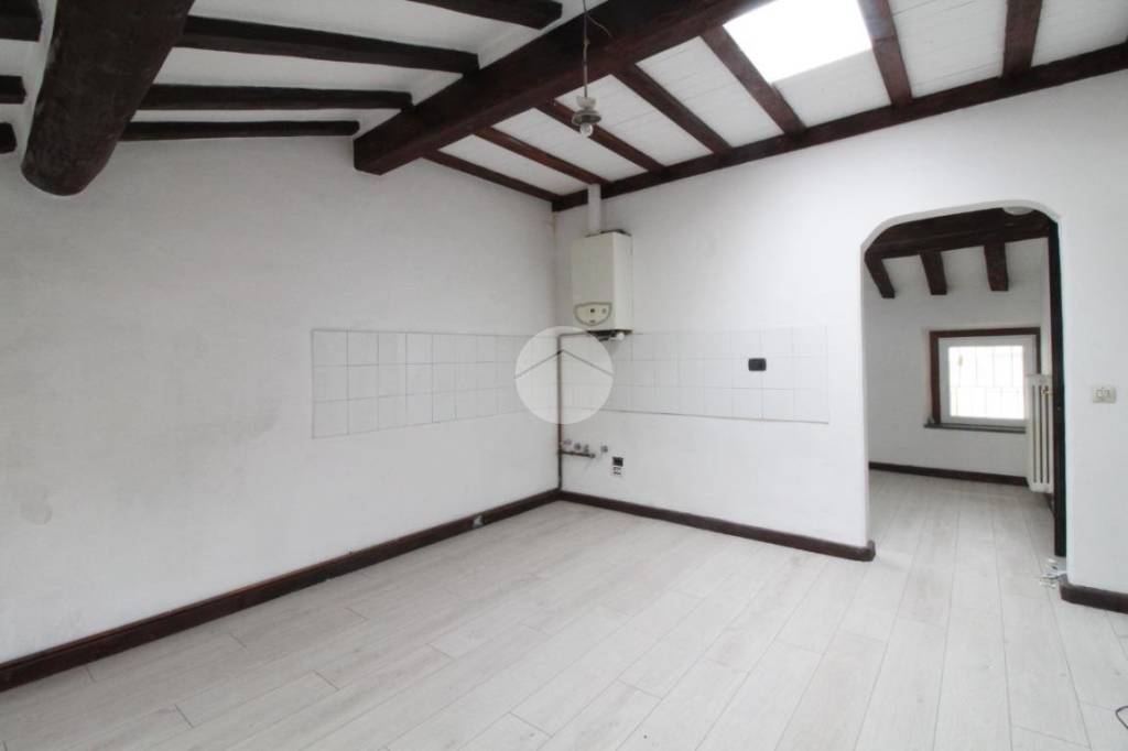 appartamento in vendita a Langhirano