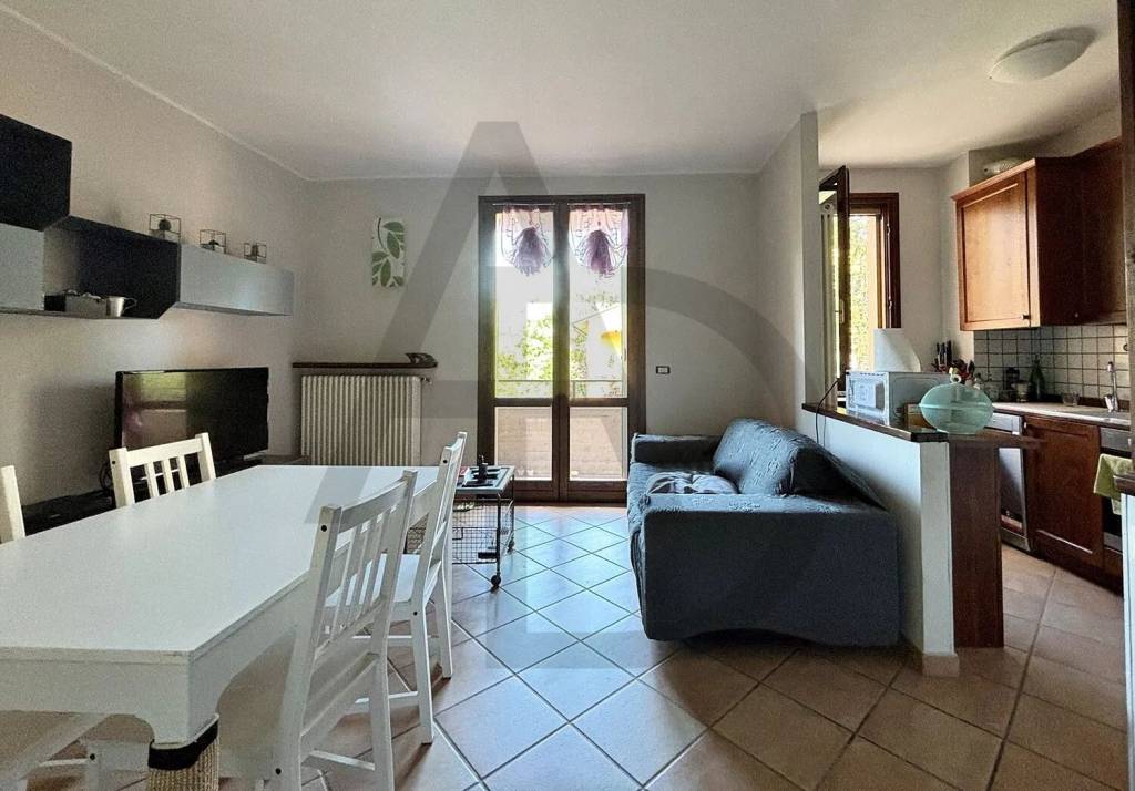 appartamento in vendita a Langhirano in zona Torrechiara