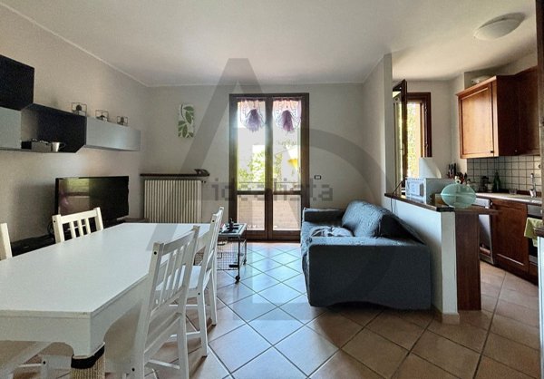 appartamento in vendita a Langhirano in zona Torrechiara