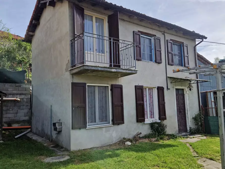 casa indipendente in vendita a Langhirano in zona Sodina