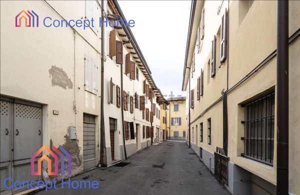 casa indipendente in vendita a Langhirano in zona Torrechiara