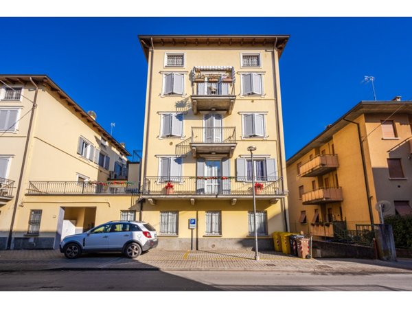 appartamento in vendita a Langhirano