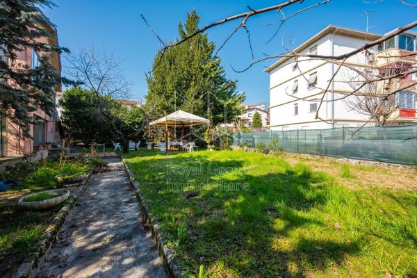 appartamento in vendita a Langhirano