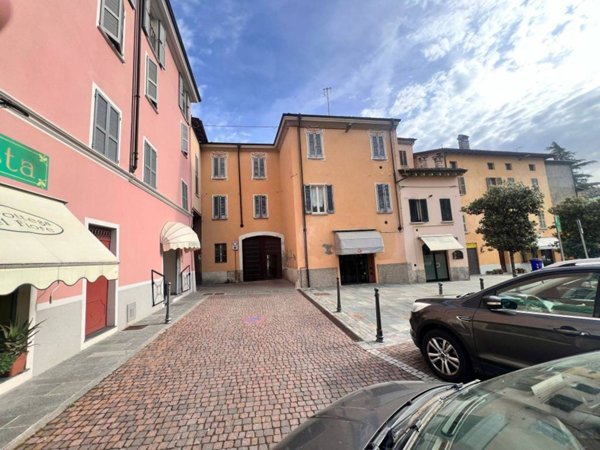 appartamento in vendita a Langhirano