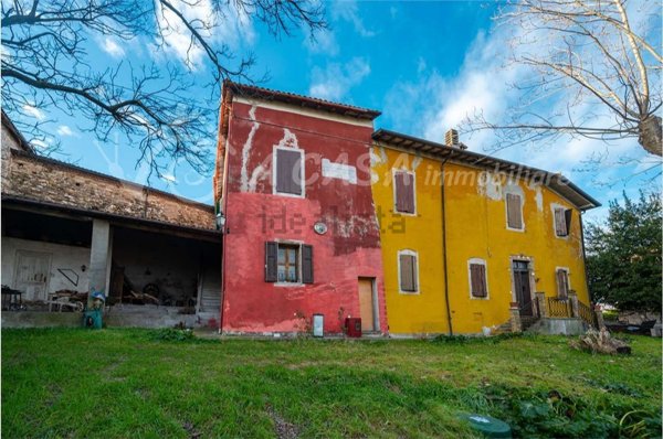 appartamento in vendita a Langhirano