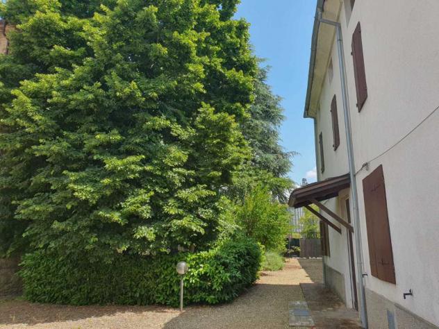 casa indipendente in vendita a Langhirano in zona Pilastro
