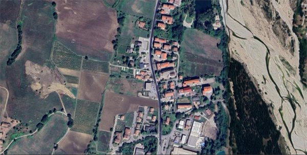 terreno edificabile in vendita a Langhirano in zona Cascinapiano
