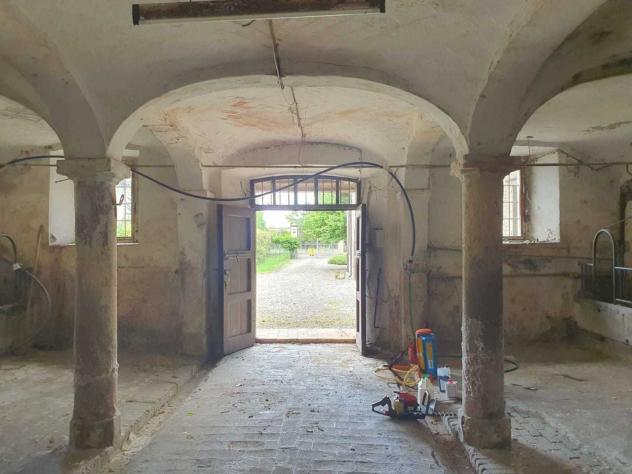 casa indipendente in vendita a Langhirano in zona Torrechiara