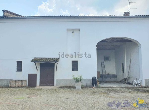 pentavano in vendita a Langhirano in zona Torrechiara