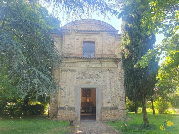 appartamento in vendita a Langhirano in zona Torrechiara