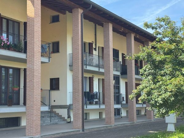 appartamento in vendita a Langhirano