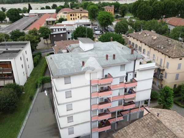 appartamento in vendita a Langhirano