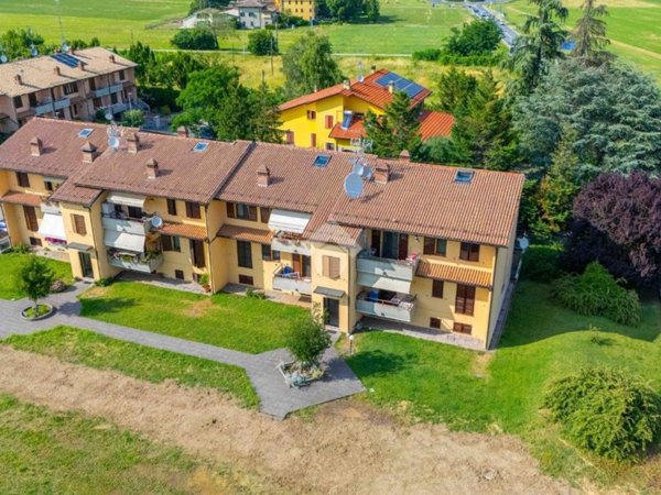 appartamento in vendita a Langhirano in zona Torrechiara