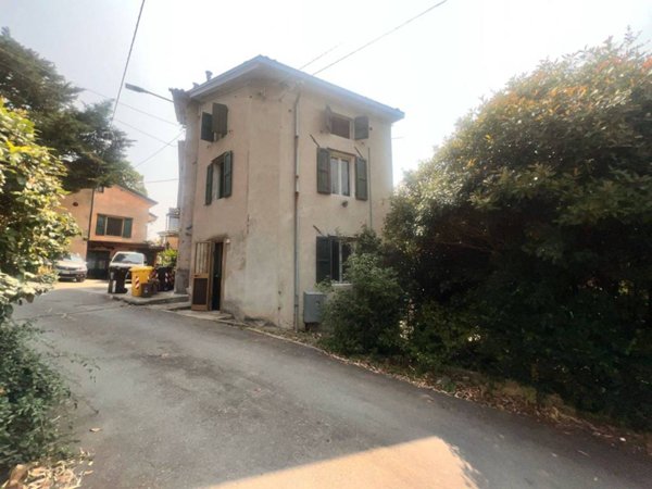 casa indipendente in vendita a Langhirano in zona Calicella