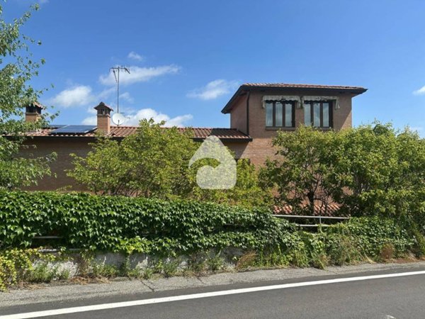 casa indipendente in vendita a Langhirano in zona Mattaleto