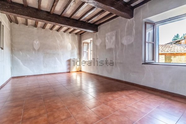 appartamento in vendita a Langhirano in zona Quinzano