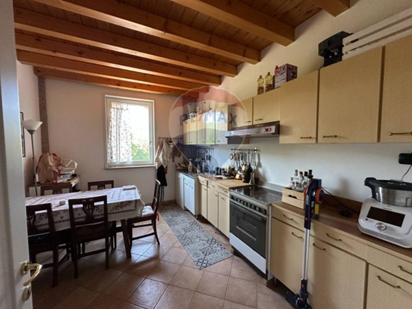casa indipendente in vendita a Langhirano in zona Casatico