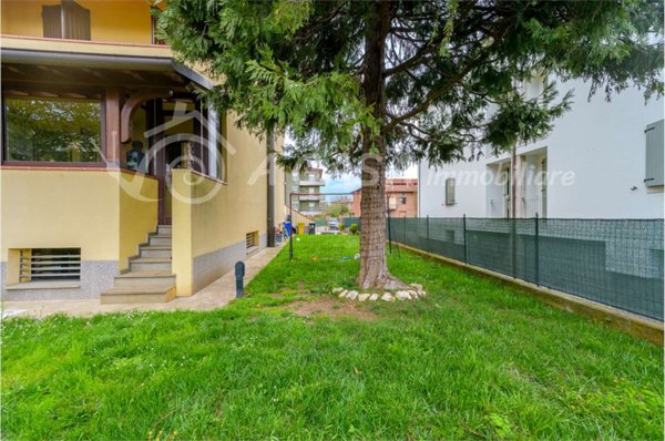 casa indipendente in vendita a Langhirano