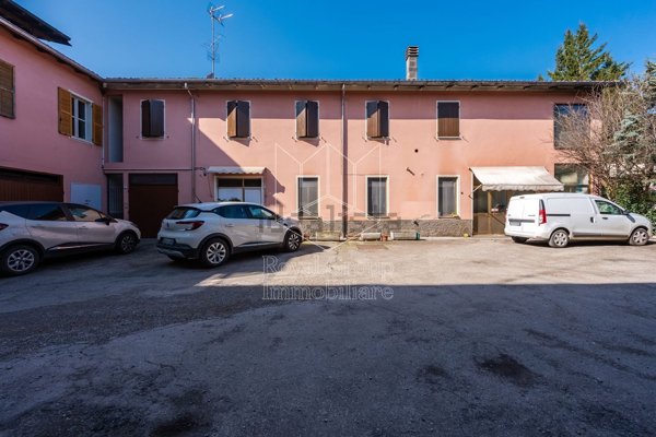 appartamento in vendita a Langhirano