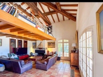 casa indipendente in vendita a Langhirano in zona Torrechiara