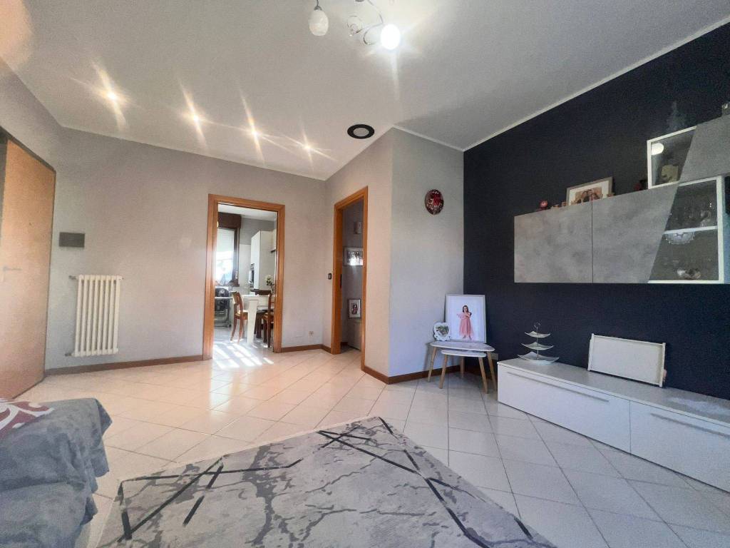 appartamento in vendita a Langhirano in zona Mattaleto
