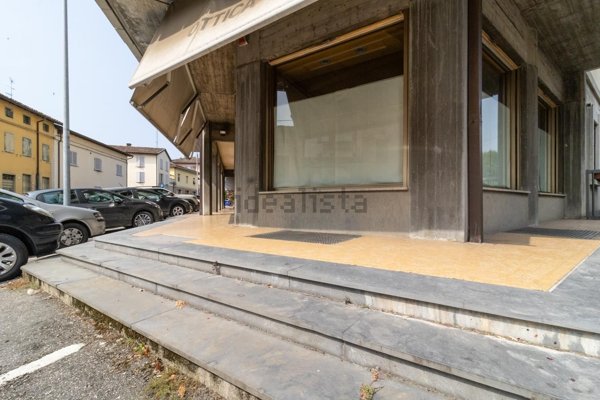 ufficio in vendita a Langhirano