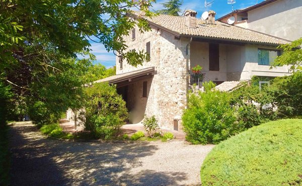casale in vendita a Langhirano in zona Casatico
