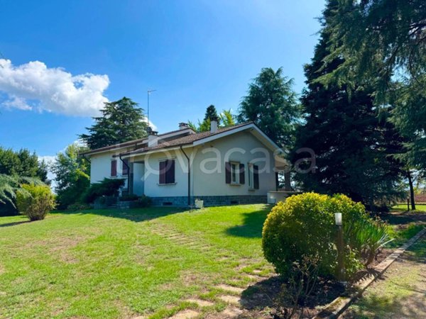 casa indipendente in vendita a Langhirano in zona Pilastro