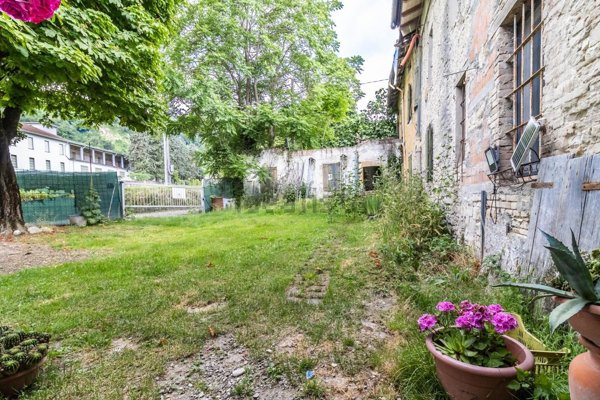 casa indipendente in vendita a Langhirano