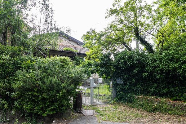 casa indipendente in vendita a Langhirano