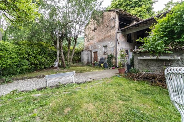 casa indipendente in vendita a Langhirano