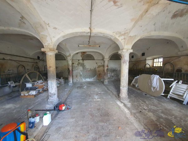 casa indipendente in vendita a Langhirano in zona Torrechiara