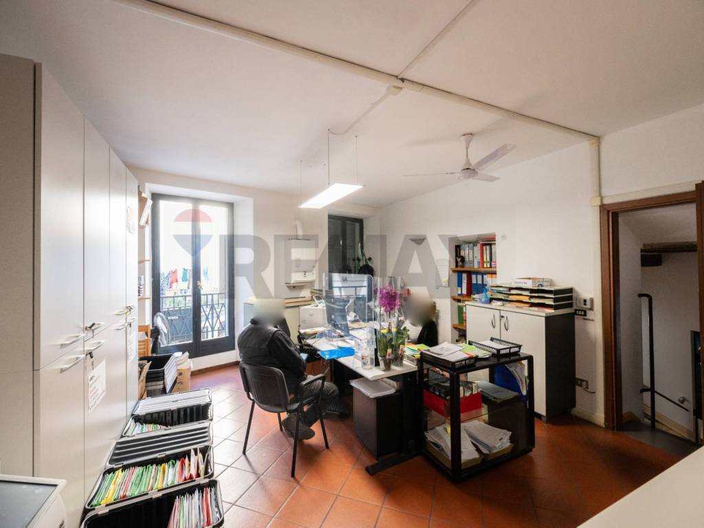 ufficio in vendita a Langhirano