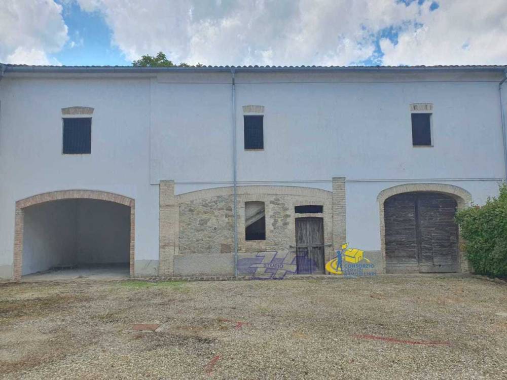 casa indipendente in vendita a Langhirano in zona Pilastro