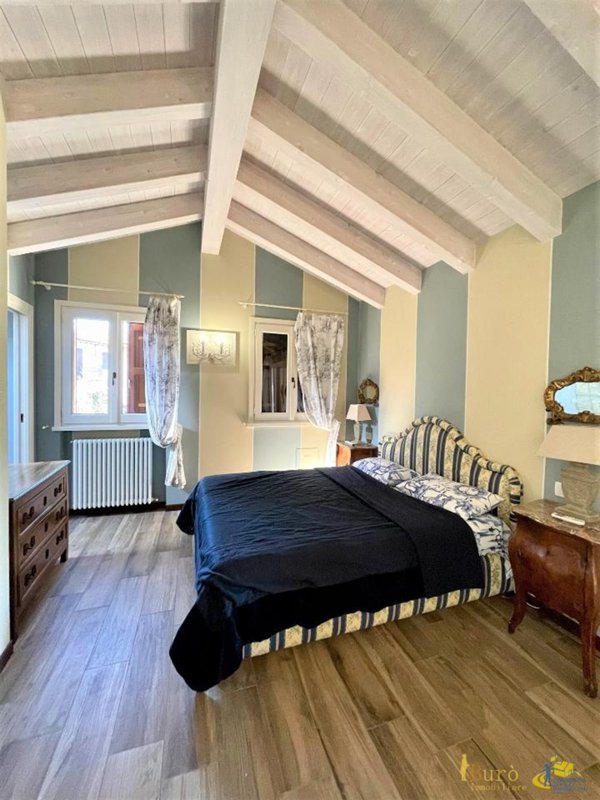 casa indipendente in vendita a Langhirano in zona Torrechiara