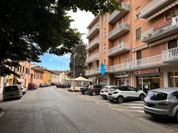 ufficio in vendita a Langhirano
