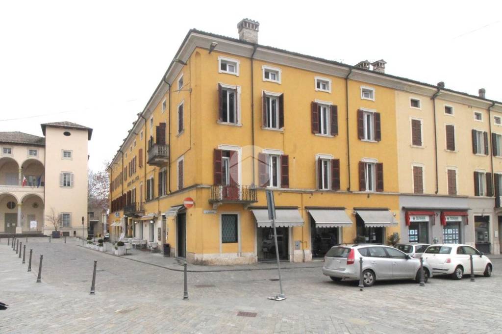 appartamento in vendita a Langhirano