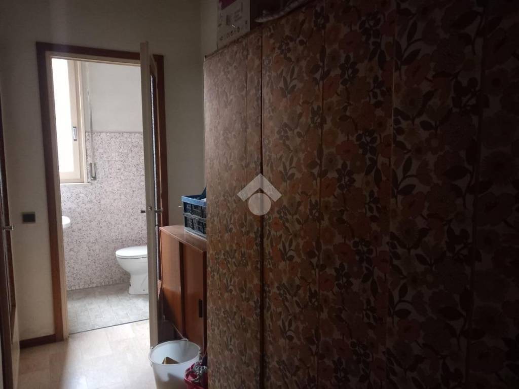 ufficio in vendita a Langhirano