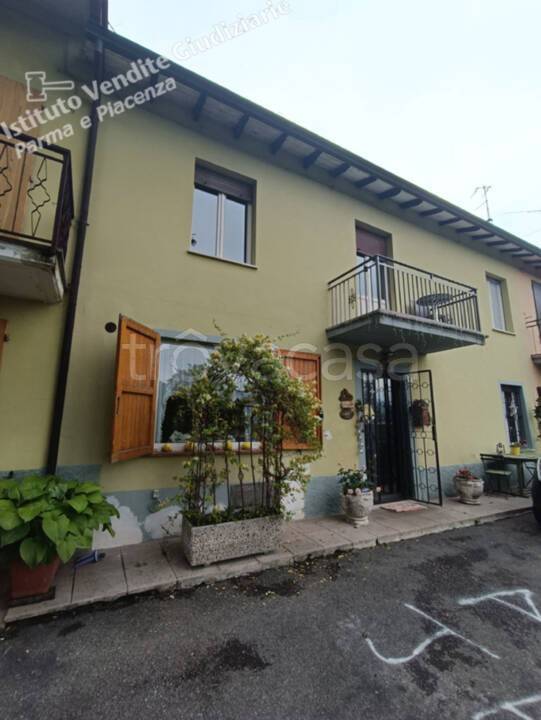 terreno agricolo in vendita a Langhirano in zona Pastorello