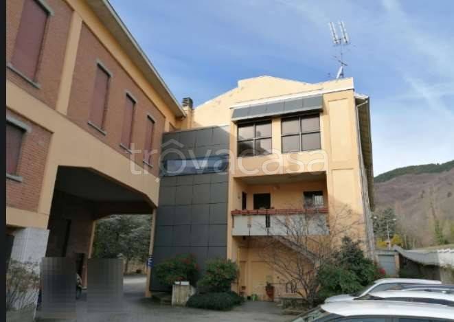 appartamento in vendita a Langhirano in zona Riano