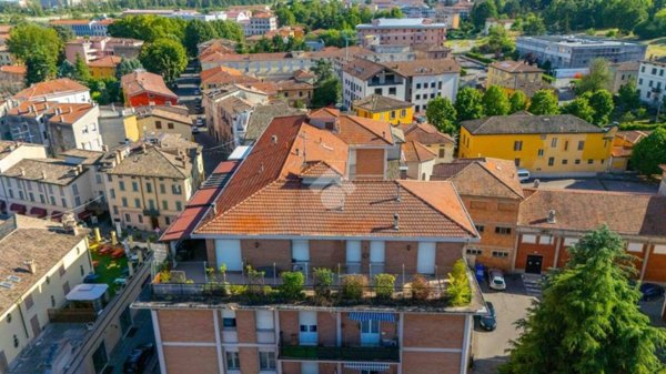 appartamento in vendita a Langhirano in zona Case Schianchi