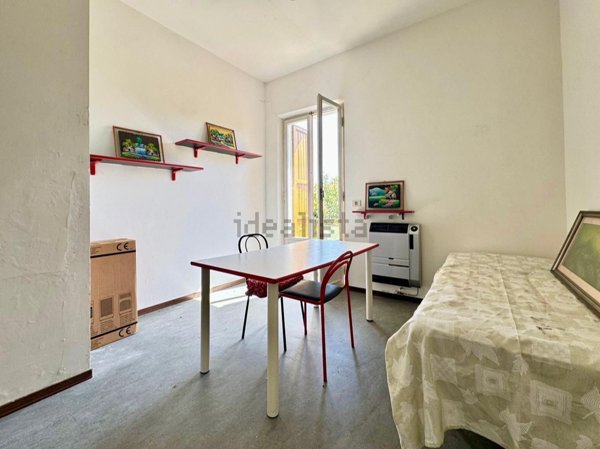 appartamento in vendita a Langhirano in zona Cozzano
