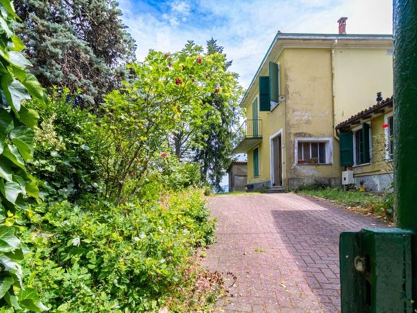 casa indipendente in vendita a Langhirano in zona Goiano
