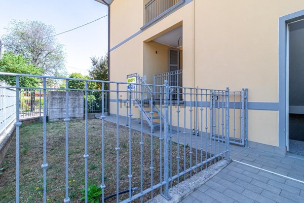 appartamento in vendita a Langhirano in zona Case Schianchi