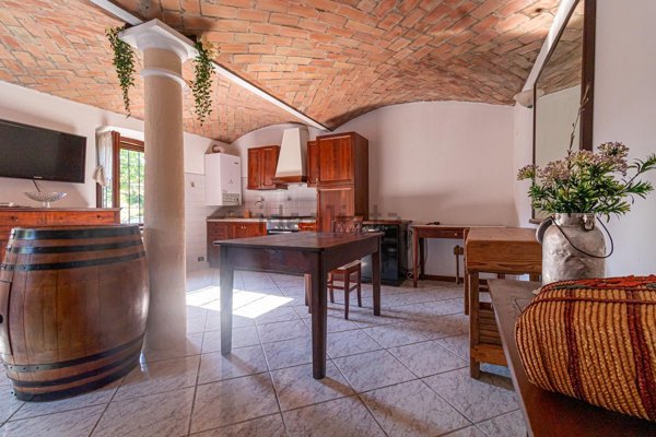 casa indipendente in vendita a Langhirano in zona Vidiana