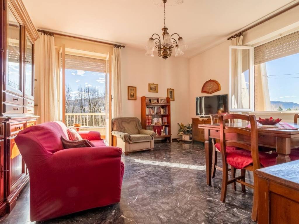 appartamento in vendita a Langhirano