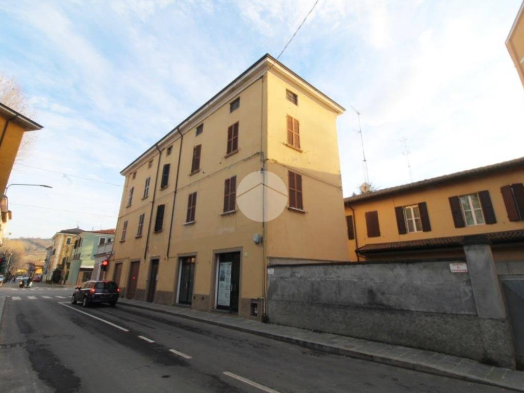 appartamento in vendita a Langhirano