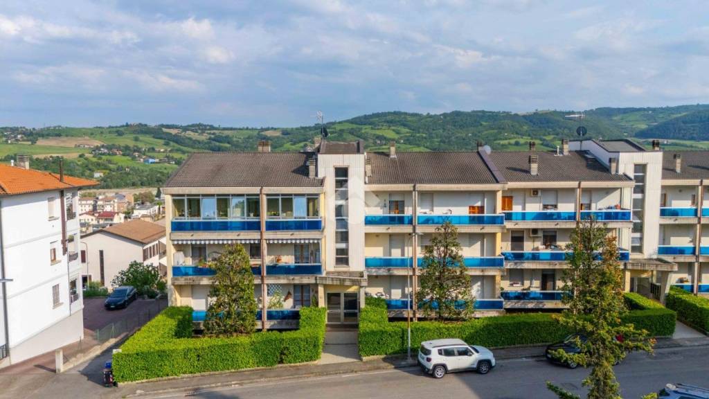 appartamento in vendita a Langhirano in zona Mattaleto