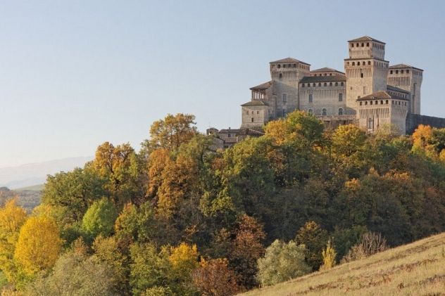 appartamento in vendita a Langhirano in zona Torrechiara