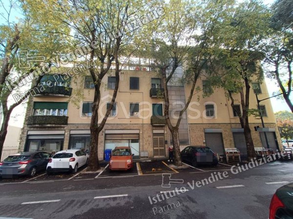 appartamento in vendita a Langhirano in zona Case Schianchi
